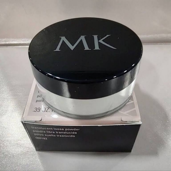 Translucent loose powder - Picture 1 of 1